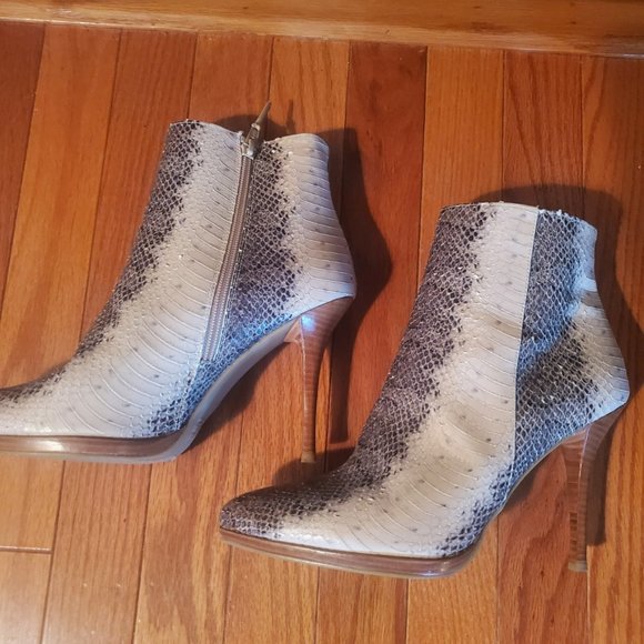 Stuart Weitzman Boots - Picture 2 of 4